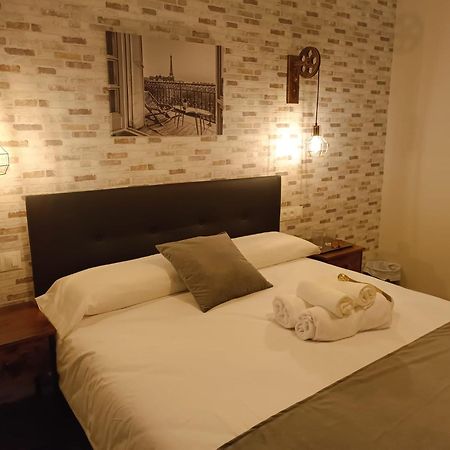 Alma Urbana Alojamiento Malaga Ngoại thất bức ảnh