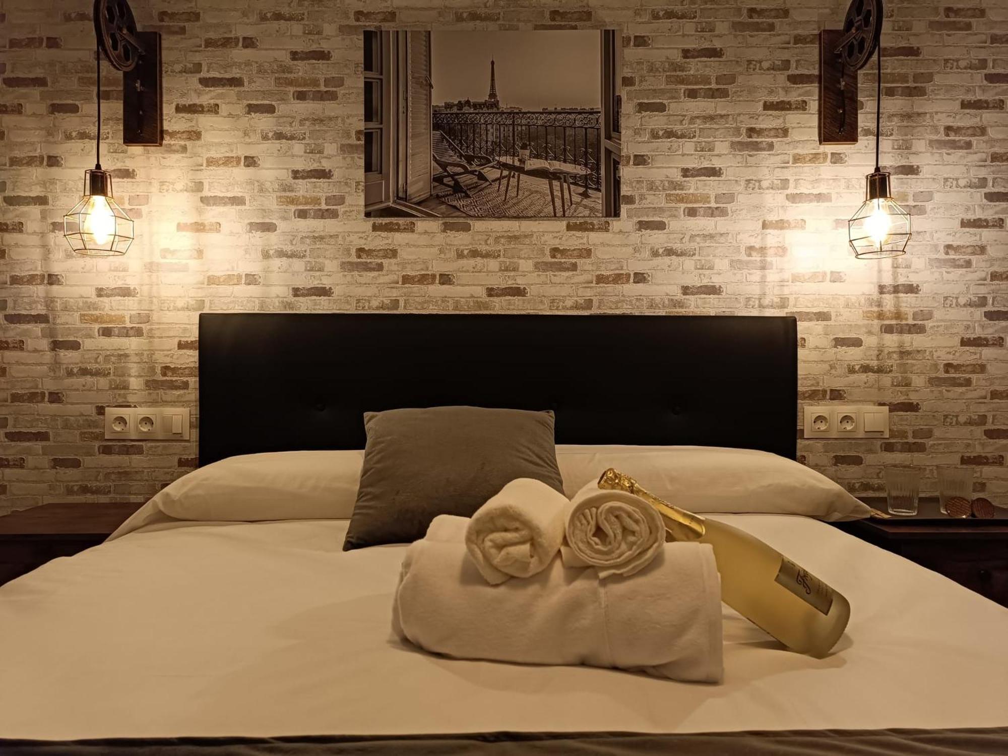 Alma Urbana Alojamiento Malaga Ngoại thất bức ảnh
