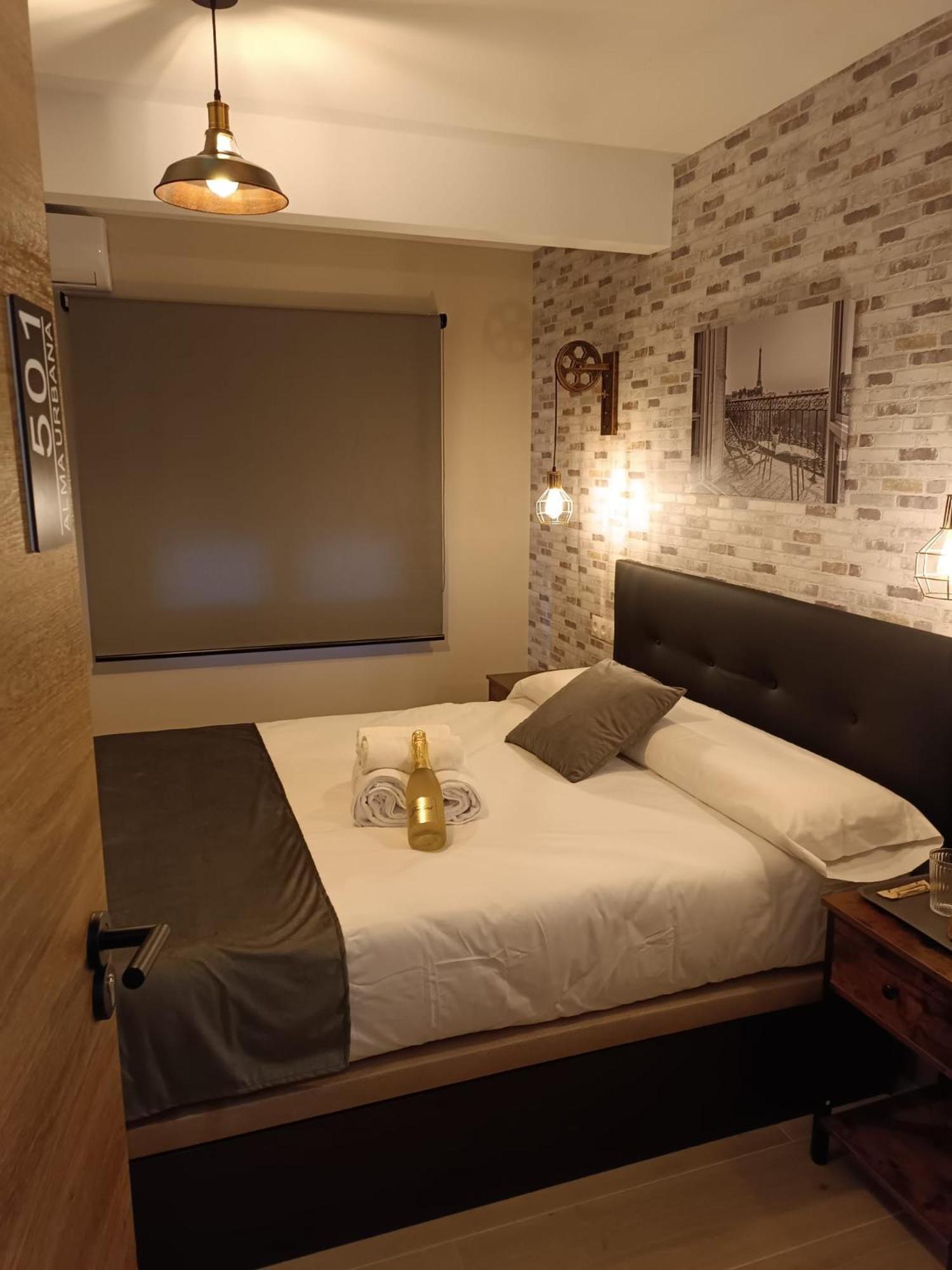 Alma Urbana Alojamiento Malaga Ngoại thất bức ảnh