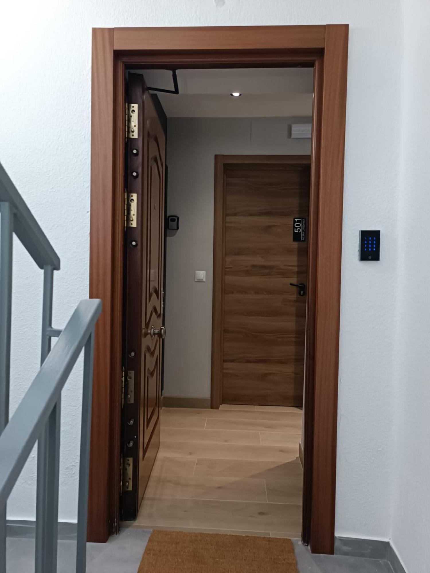 Alma Urbana Alojamiento Malaga Ngoại thất bức ảnh