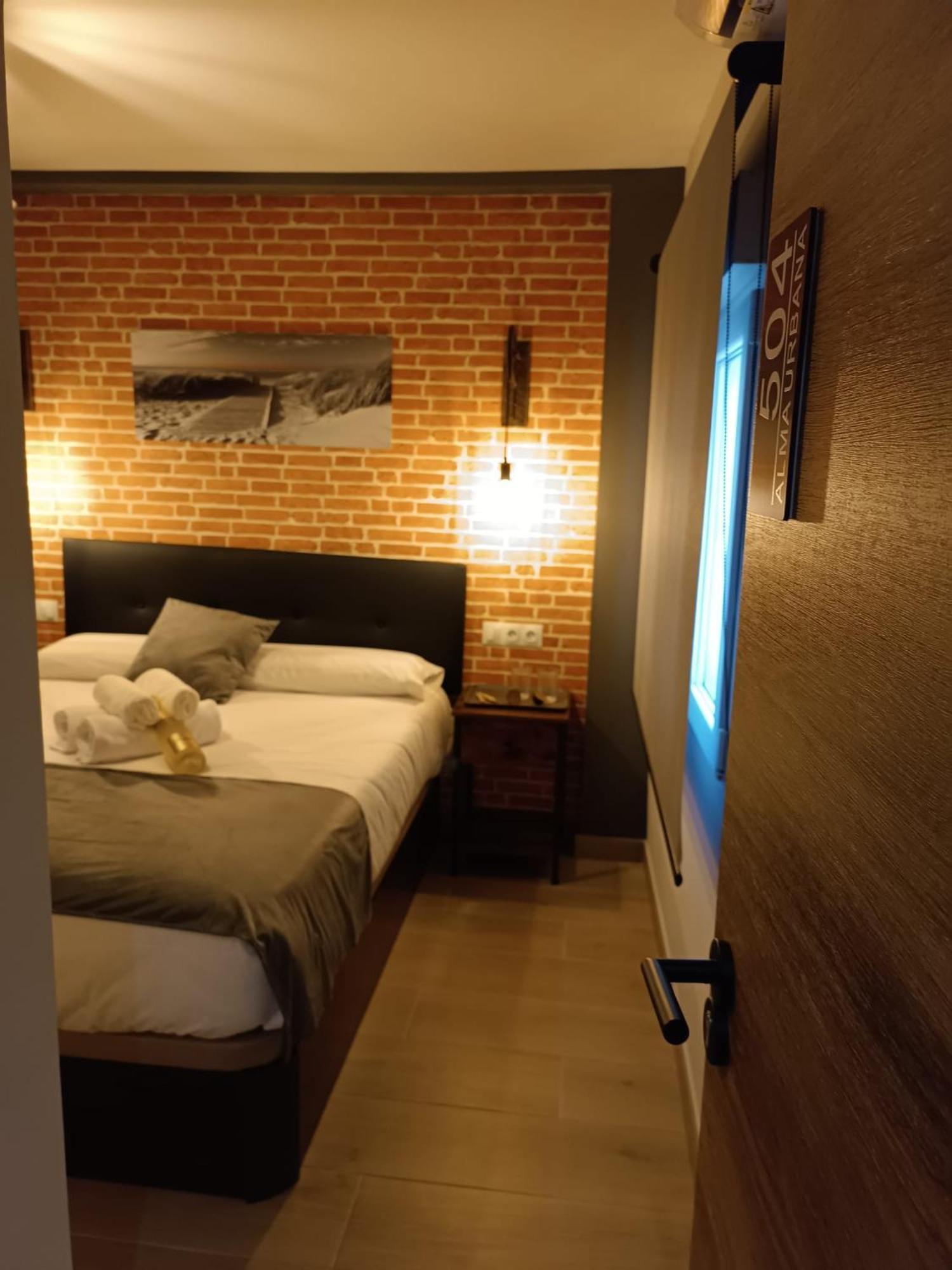 Alma Urbana Alojamiento Malaga Ngoại thất bức ảnh