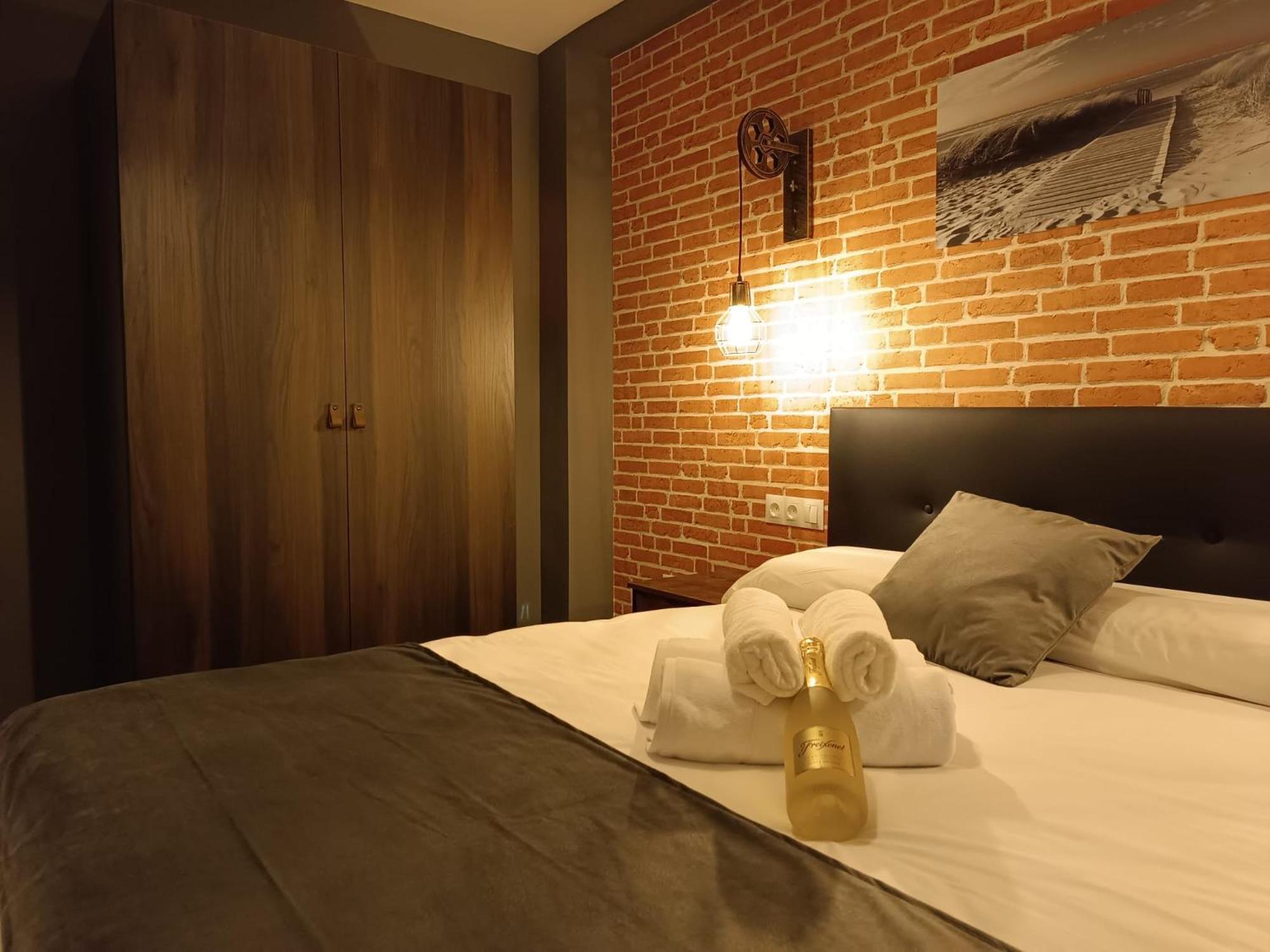 Alma Urbana Alojamiento Malaga Ngoại thất bức ảnh